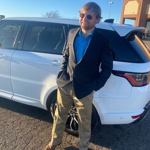 Meet your Posher, Austin